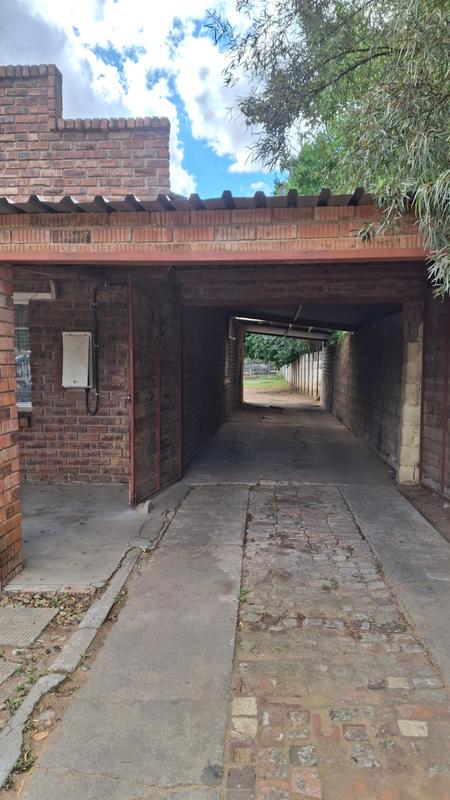 5 Bedroom Property for Sale in Bothaville Free State